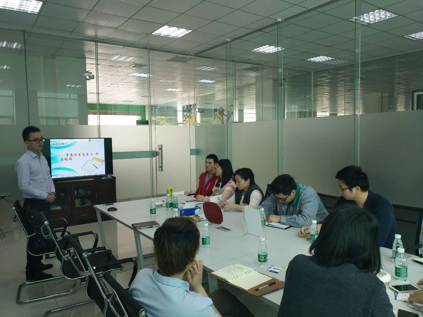 祝贺罗庚机器人签约开云手机在线登录官网入口-开云（中国）ERP